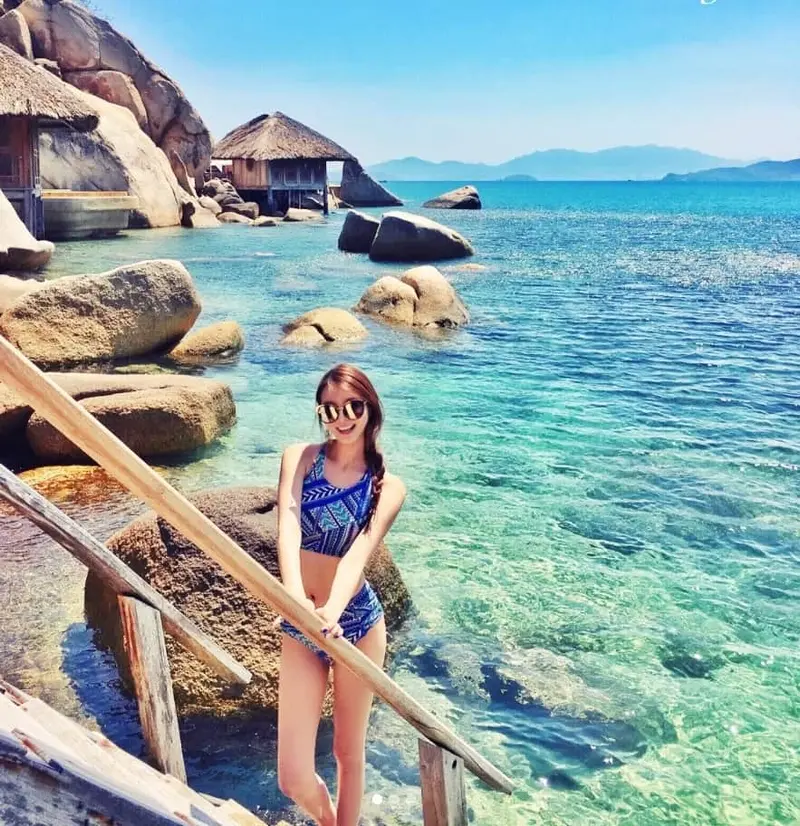 Nước biển tại đây trong vắt và vô cùng sạch. Ảnh: ST