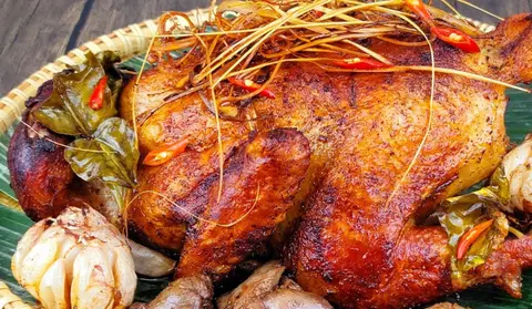 Đặc sản gà đốt ô thum