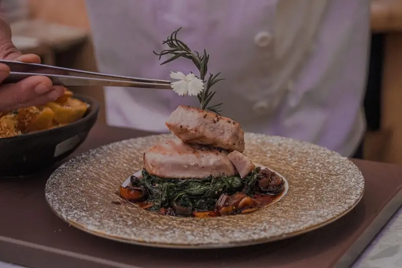 Trải nghiệm ẩm thực đỉnh cao tại Alibaba Kitchen & Bar